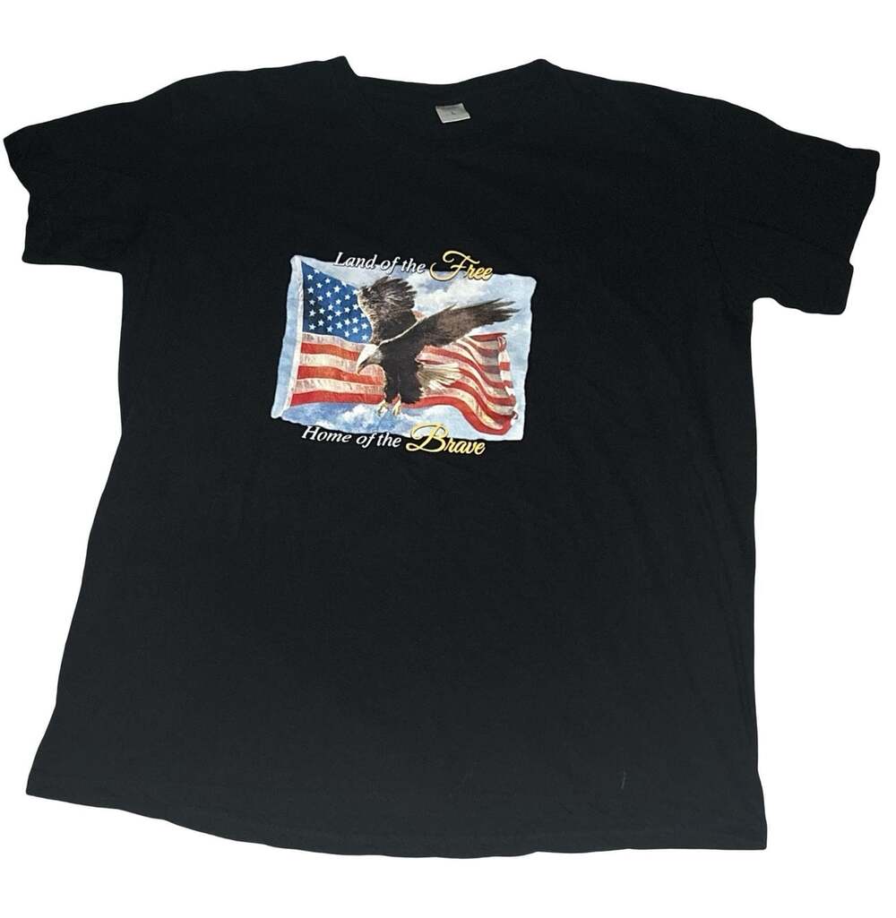 Vintage Patriotic Eagle "Land of the Free, Home of the Brave" T-Shirt – Mens XL